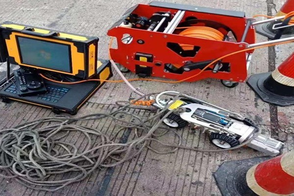 灵山CCTV管道检测机器人