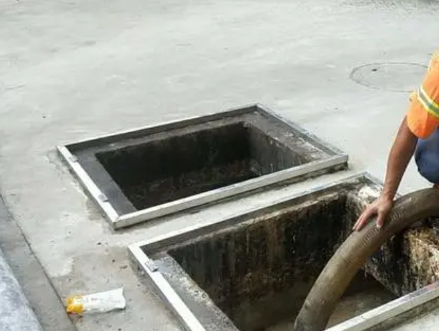 灵山化粪池清理